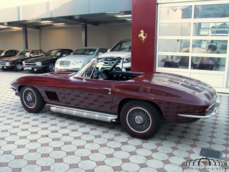 Corvette C2 Sting Ray Cabrio