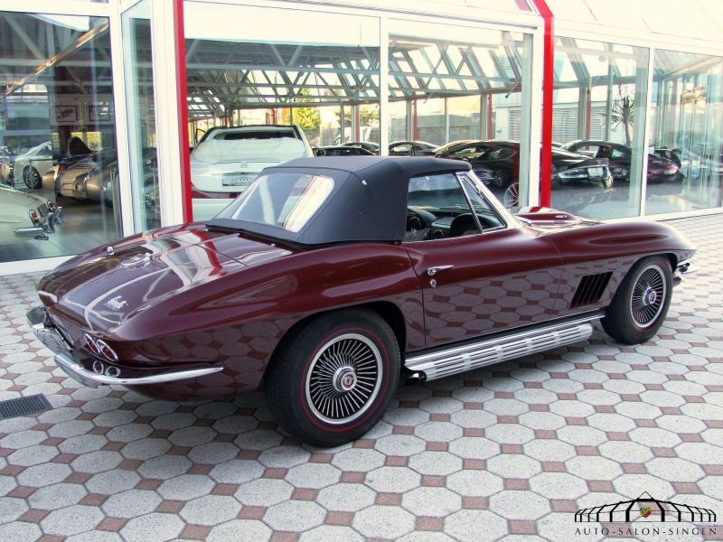 Corvette C2 Sting Ray Cabrio