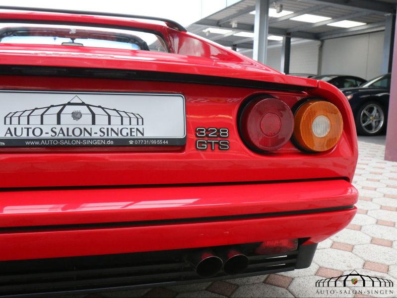 Ferrari 328 GTS