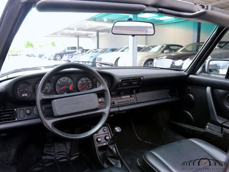 Porsche 911 Carrera Cabrio 3.2