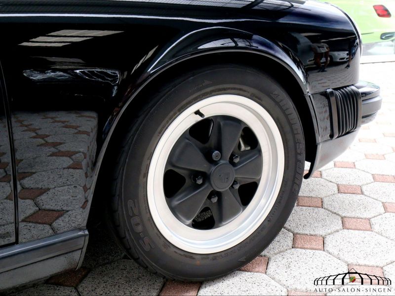 Porsche 911 Carrera Cabrio 3.2