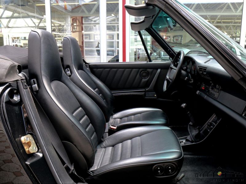 Porsche 911 Carrera Cabrio 3.2