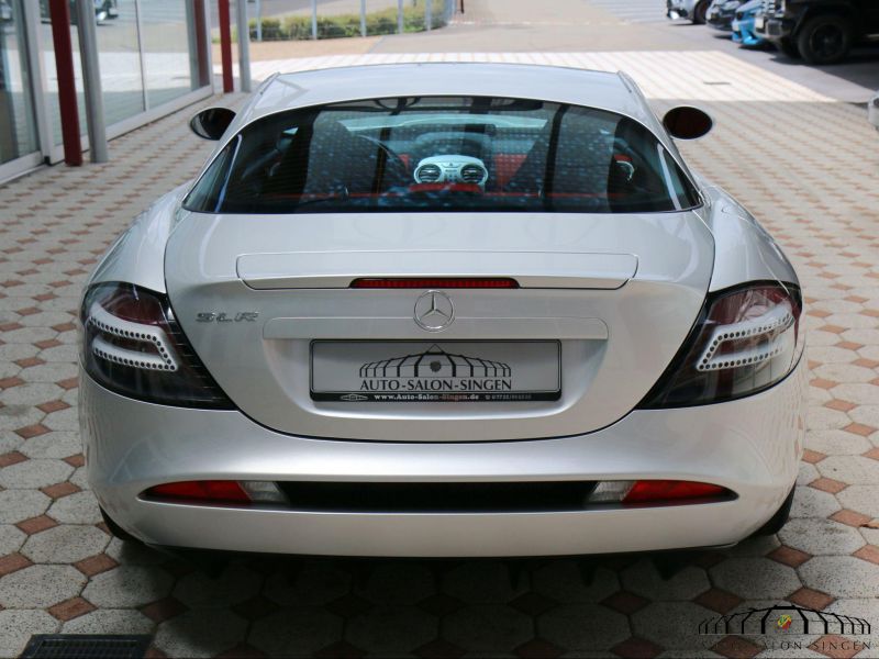Mercedes-Benz SLR McLaren