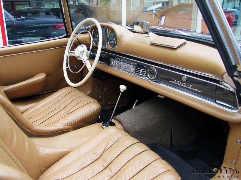 Mercedes-Benz 300 SL Roadster