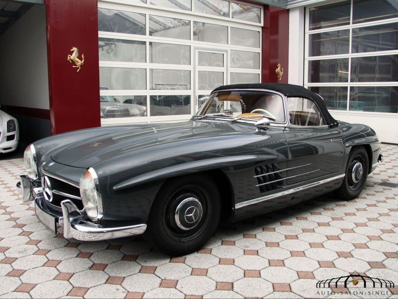 Mercedes-Benz 300 SL Roadster