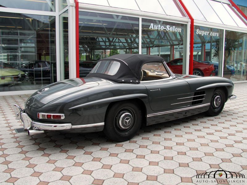 Mercedes-Benz 300 SL Roadster