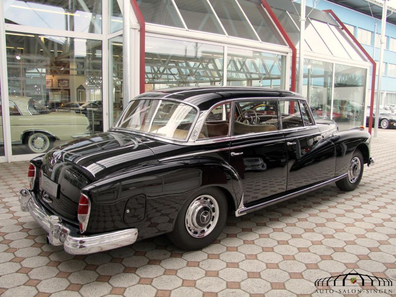 Mercedes-Benz 300 Adenauer