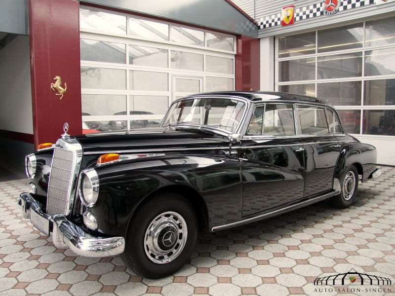 Mercedes-Benz 300 Adenauer