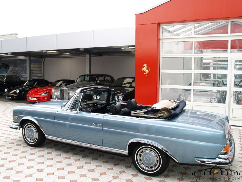 Mercedes-Benz 280 SE 3.5 Cabrio