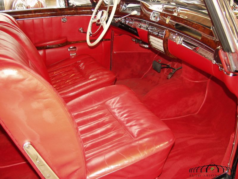Mercedes-Benz 220 S Ponton Coupe