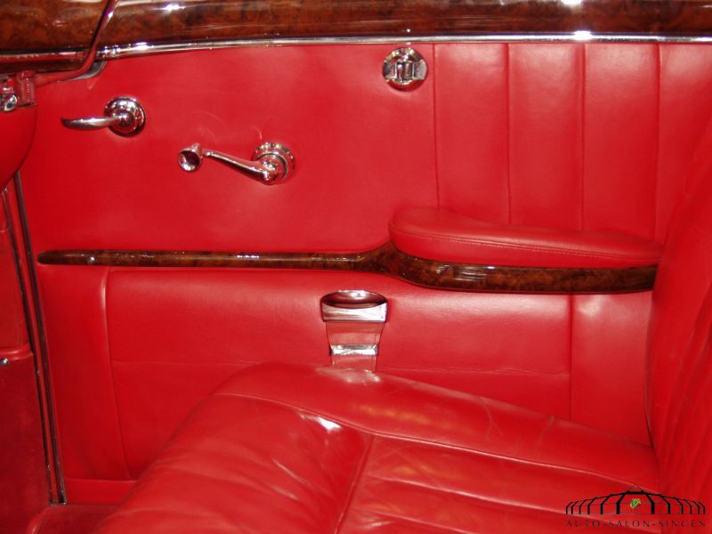 Mercedes-Benz 220 S Ponton Coupe
