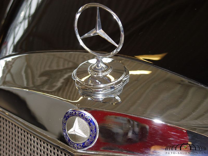 Mercedes-Benz 220 S Ponton Coupe