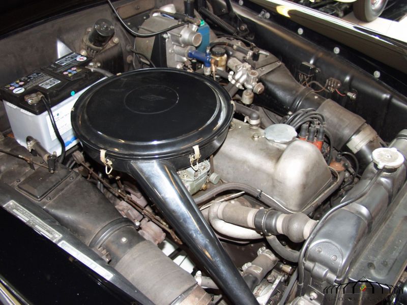 Mercedes-Benz 220 S Ponton Coupe