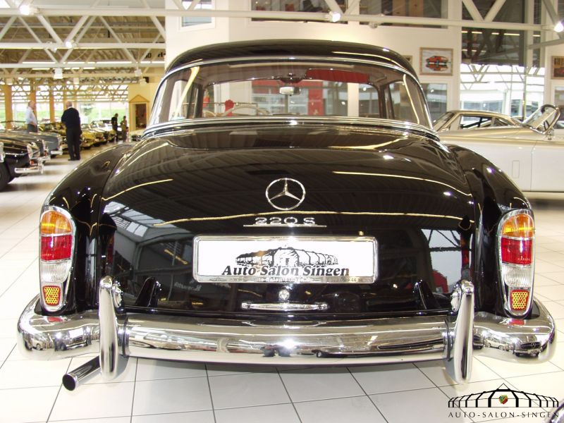 Mercedes-Benz 220 S Ponton Coupe