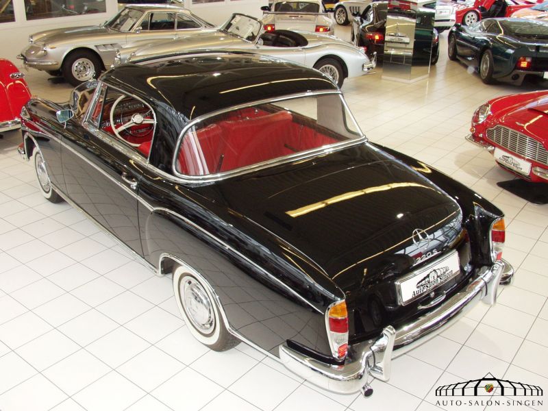 Mercedes-Benz 220 S Ponton Coupe