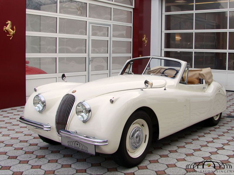 Jaguar XK 120 DHC