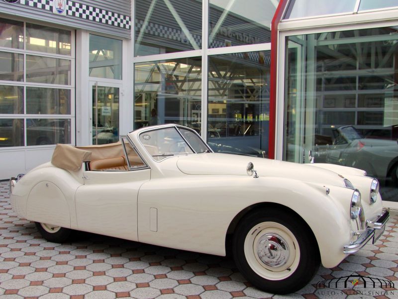Jaguar XK 120 DHC