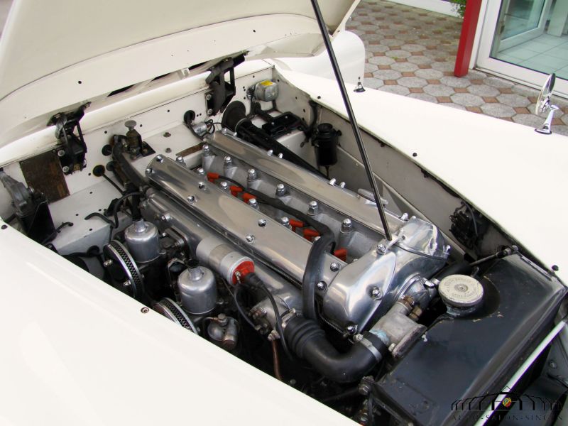 Jaguar XK 120 DHC