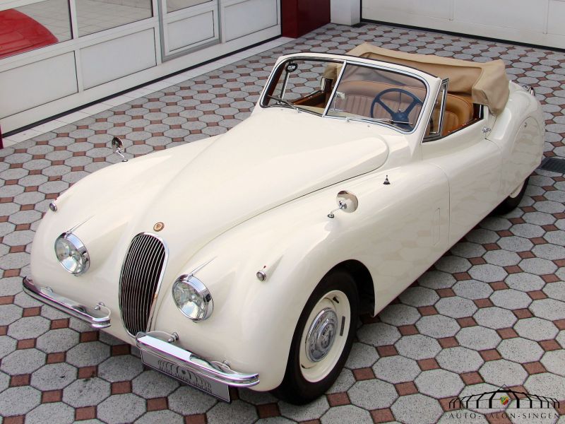 Jaguar XK 120 DHC