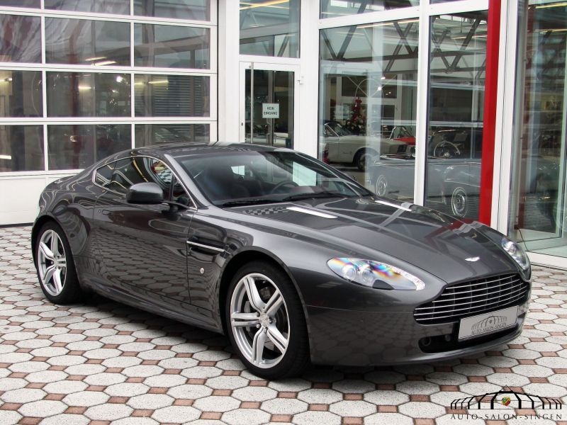 Aston Martin V8 Vantage Coupe 