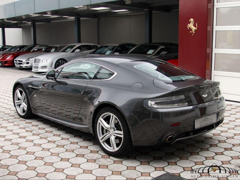 Aston Martin V8 Vantage Coupe 
