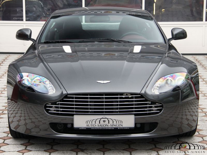 Aston Martin V8 Vantage Coupe 