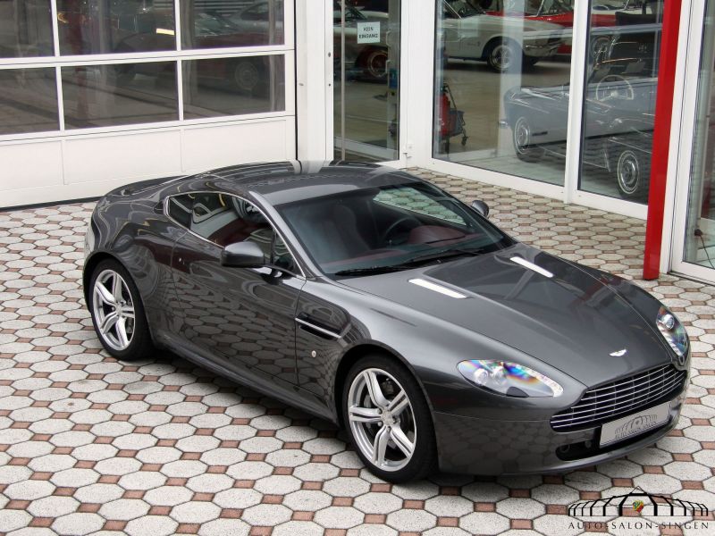 Aston Martin V8 Vantage Coupe 