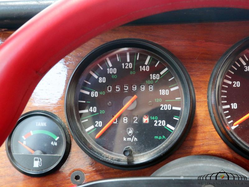 Lamborghini LM 002