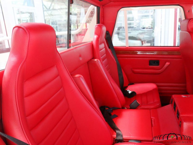 Lamborghini LM 002