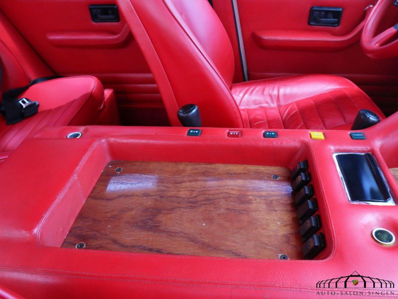 Lamborghini LM 002