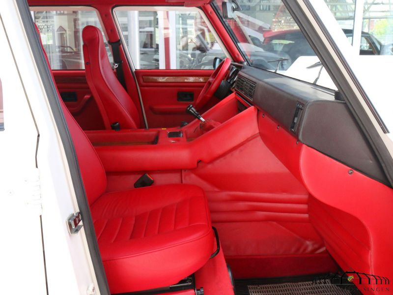 Lamborghini LM 002