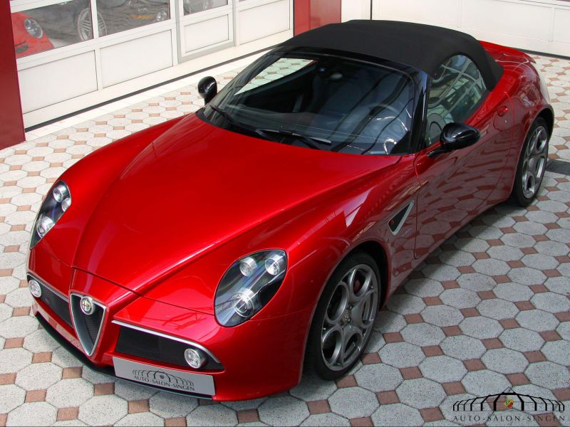Alfa Romeo 8C Spider
