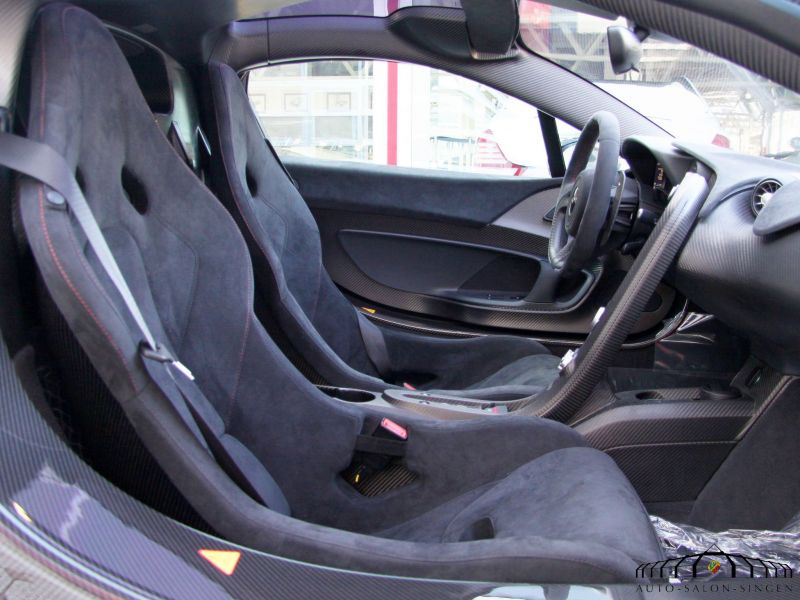 McLaren P1