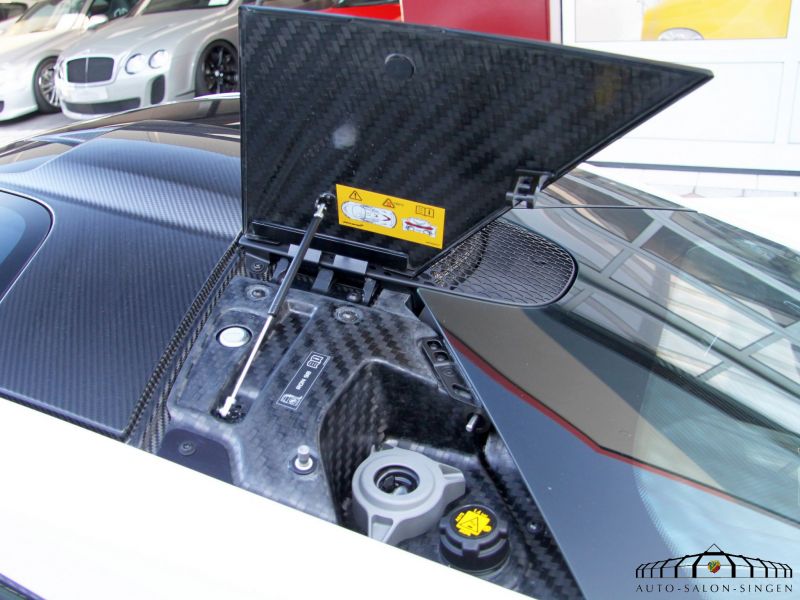 McLaren P1