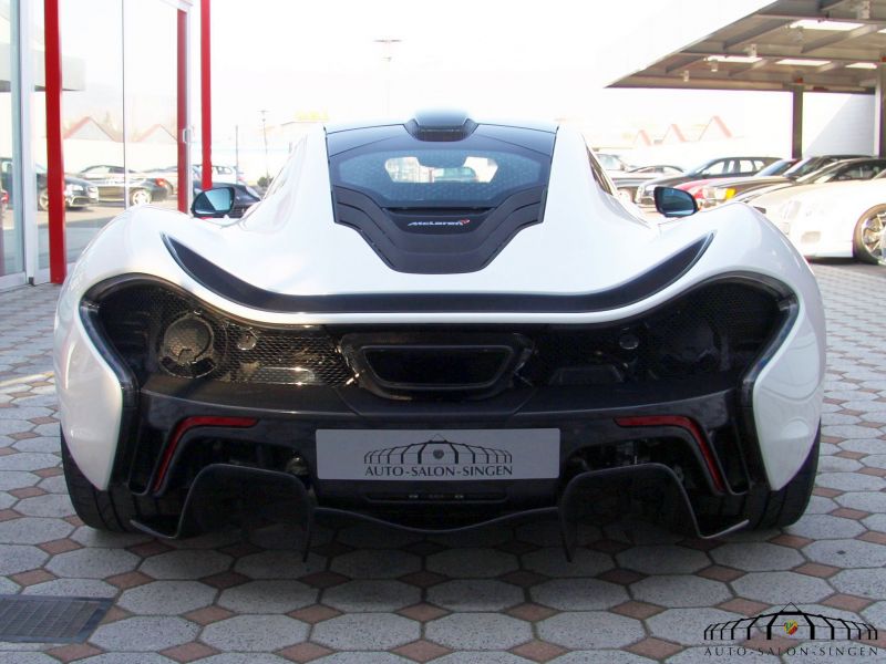 McLaren P1