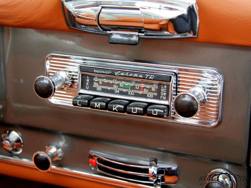 Mercedes-Benz 190 SL