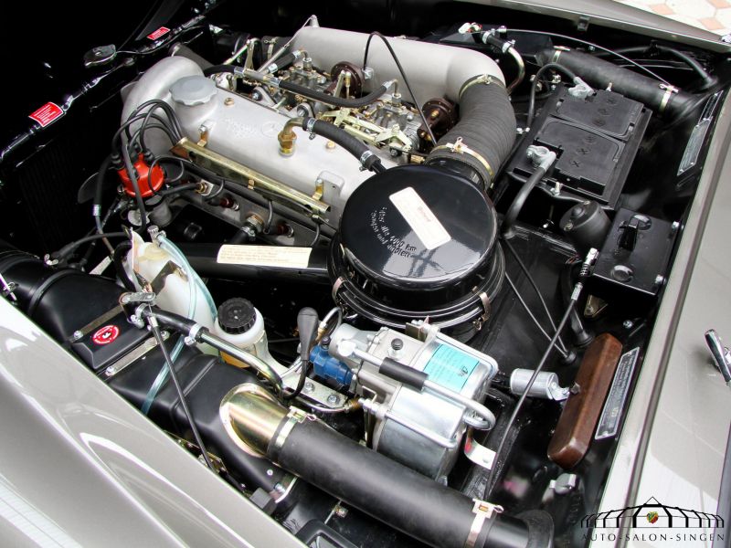 Mercedes-Benz 190 SL