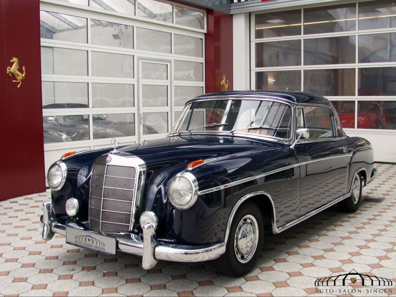 Mercedes-Benz 220 SE Ponton Coupe