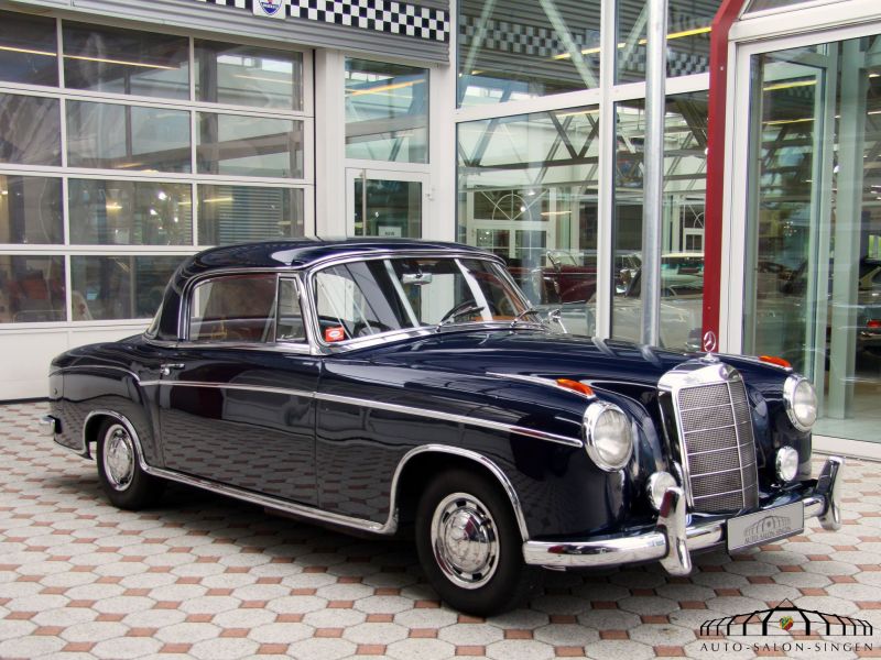 Mercedes-Benz 220 SE Ponton Coupe