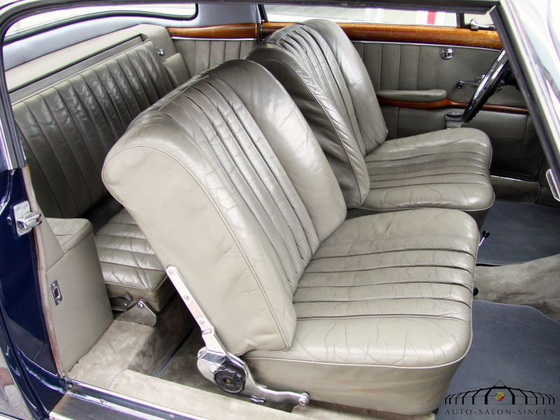 Mercedes-Benz 220 SE Ponton Coupe