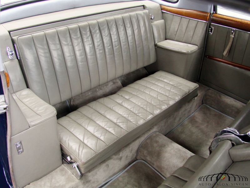 Mercedes-Benz 220 SE Ponton Coupe