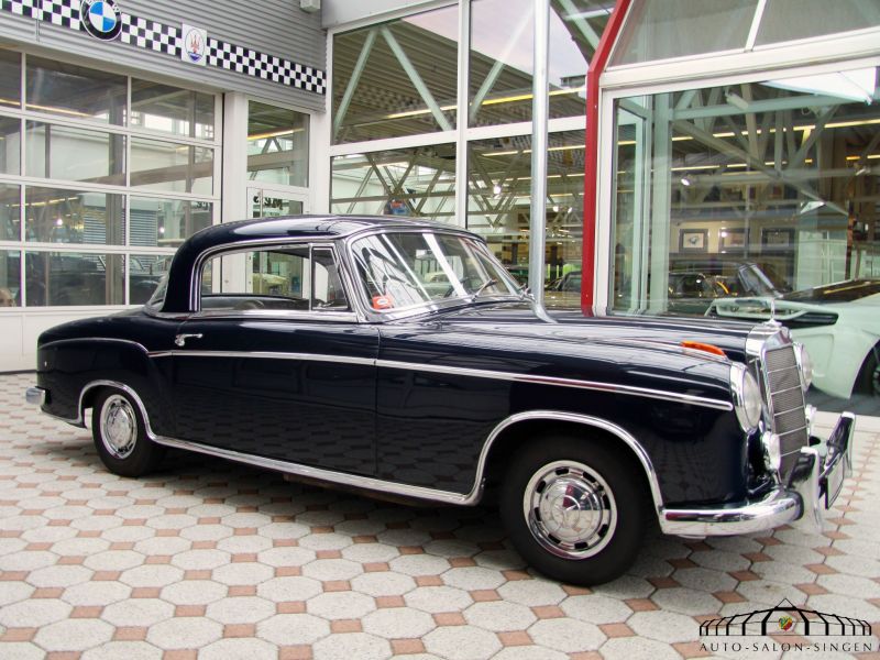 Mercedes-Benz 220 SE Ponton Coupe