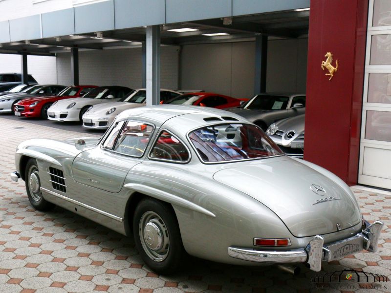 Mercedes-Benz 300 SL Gullwing