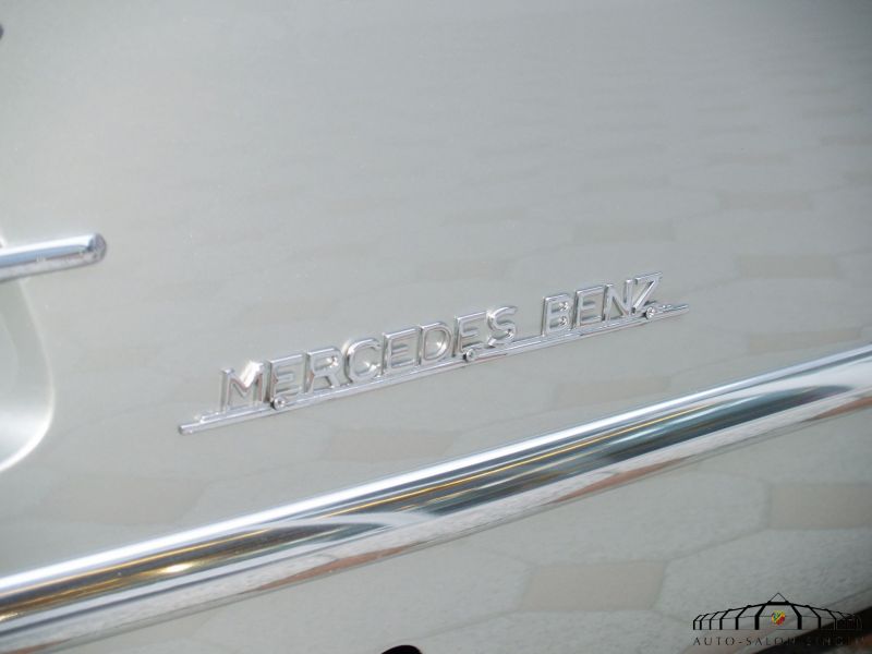 Mercedes-Benz 300 SL Gullwing