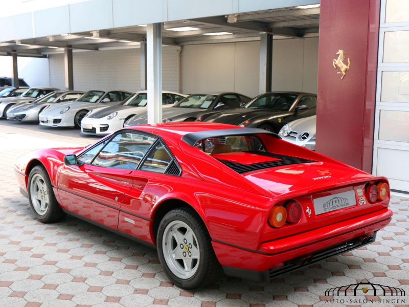 Ferrari 328 GTB