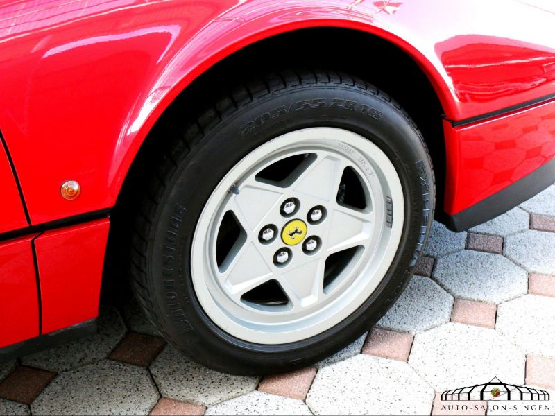 Ferrari 328 GTB