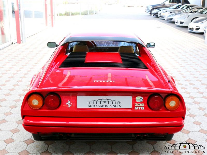 Ferrari 328 GTB