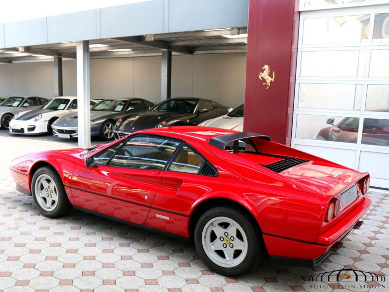 Ferrari 328 GTB
