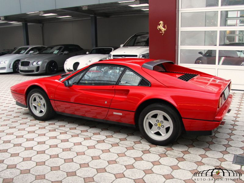 Ferrari 328 GTB