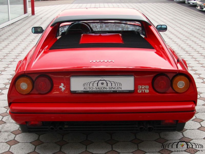 Ferrari 328 GTB